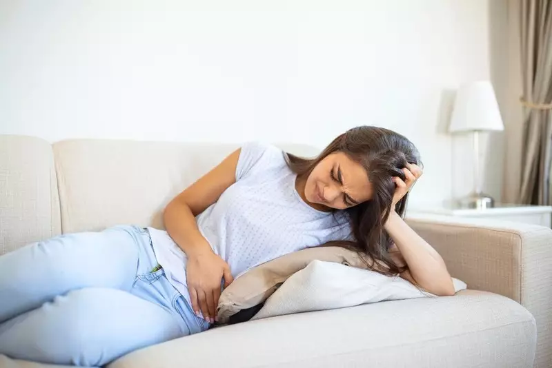 Navigating Menstrual Cramps: The Dos and Don’ts of Pain Relief with Over-the-Counter Medications