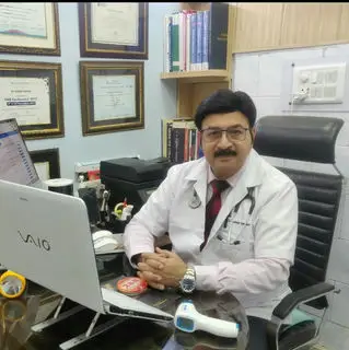 Dr. Rakesh Dewan