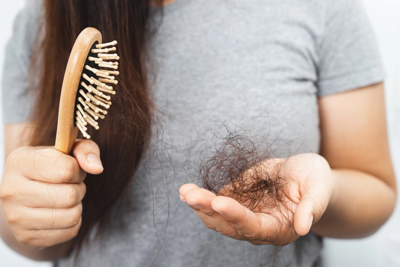 Summer vs. Monsoon Hair Care Guides – Tips for Every Season