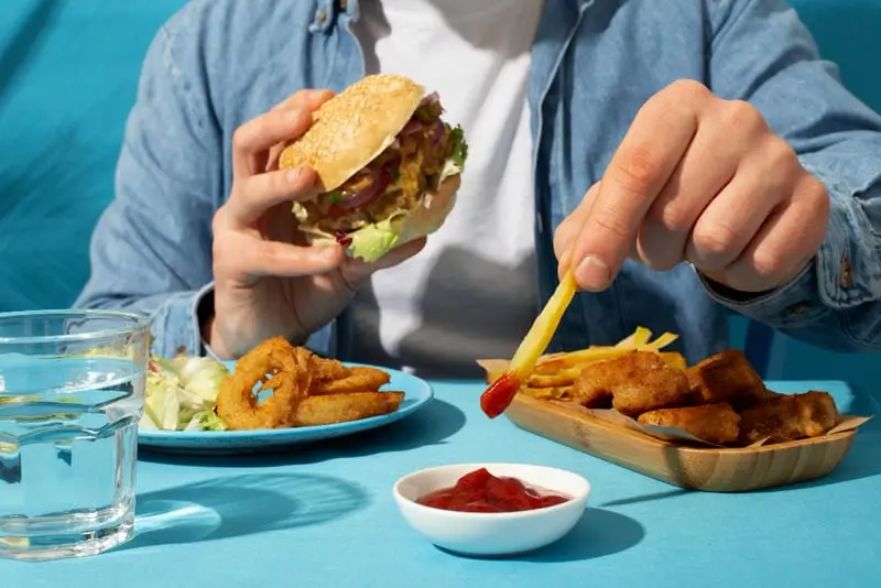 How Fast Food Impacts Heart Health: Hidden Risks and Long-Term Effects