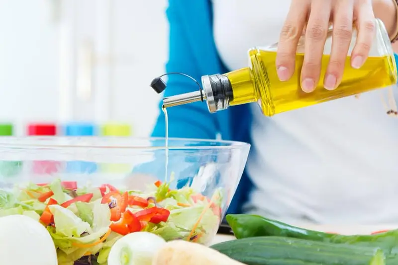 Health Risks of Reusing Cooking Oil: How Reheated Oils Harm the Body