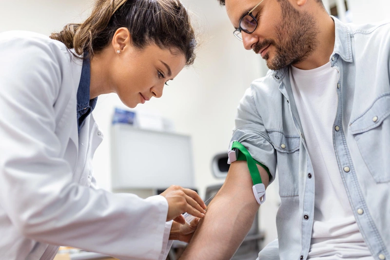 Top 5 Blood Tests You Shouldn’t Skip After 40
