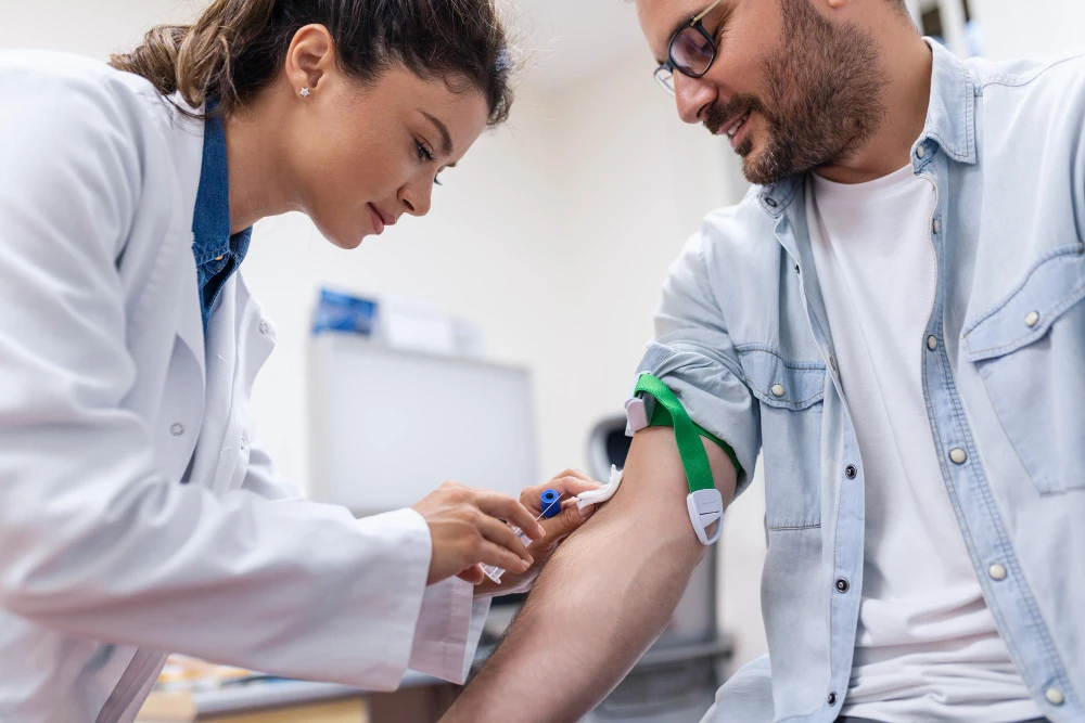 Book Lab Tests Online with SecondMedic: Affordable Lab Packages and Home Sample Collection